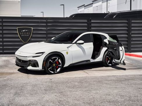 Used 2025 Ferrari Purosangue AWD/4WD image 5