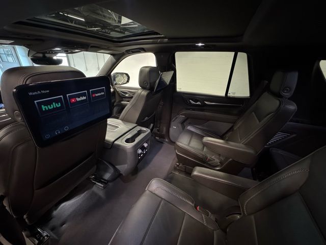 Used 2024 GMC Yukon Denali w/ Denali Reserve Package AWD/4WD image 13