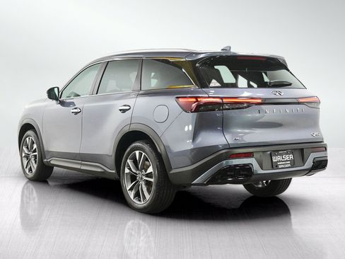Used 2023 INFINITI QX60 Luxe AWD/4WD image 3