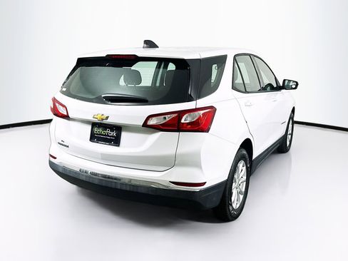 Used 2018 Chevrolet Equinox LS FWD image 9