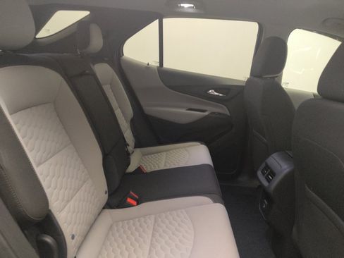 Used 2020 Chevrolet Equinox LT FWD image 19