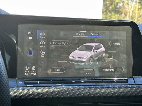 Used 2023 Volkswagen Golf R image 23