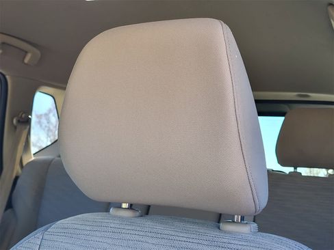 Used 2021 Nissan Rogue SV image 13