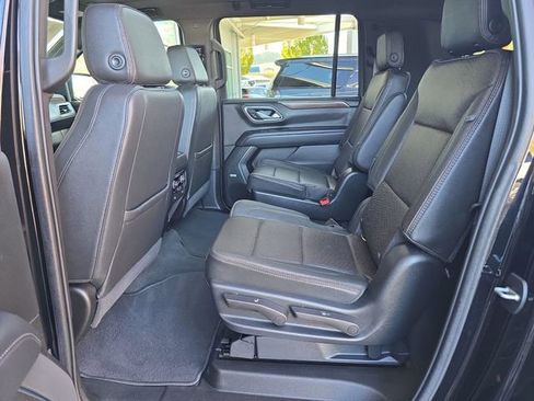 Certified 2021 Chevrolet Suburban High Country image 31