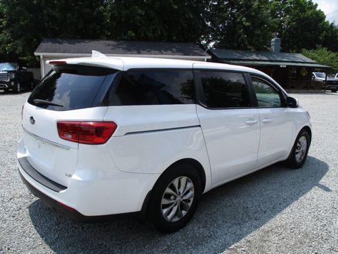 Used 2020 Kia Sedona LX FWD image 5