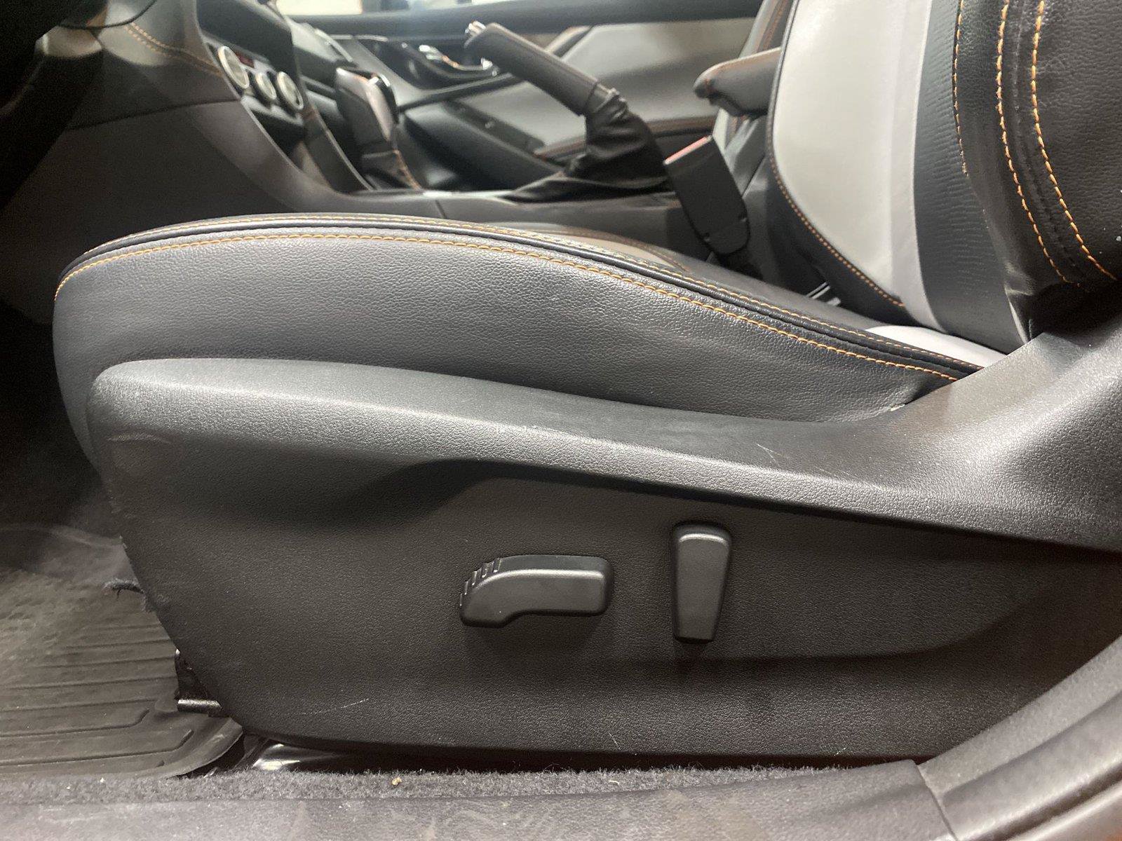 Used 2019 Subaru Crosstrek 2.0i Limited w/ Moonroof Package w/Navigation AWD/4WD image 17