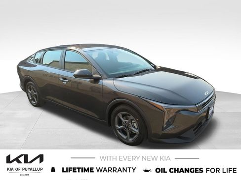 New 2026 Kia K4 FWD image 7