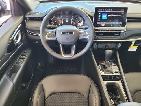 New 2026 Jeep Compass Latitude AWD/4WD image 5