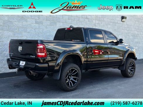 Used 2022 RAM 1500 Laramie AWD/4WD image 5