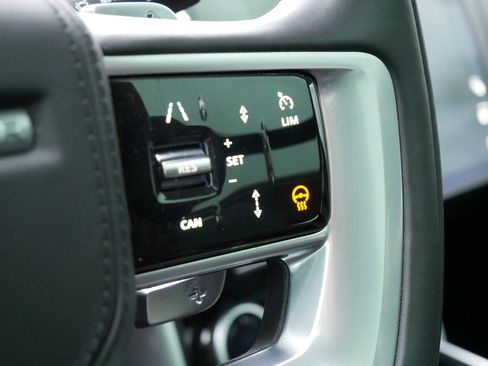 Used 2023 Land Rover Range Rover Autobiography image 24