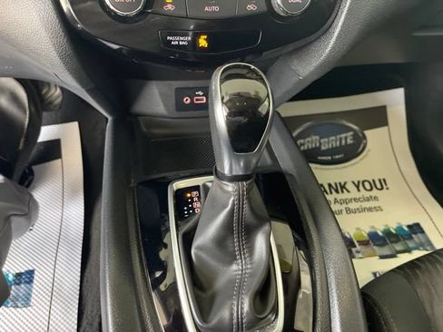 Used 2018 Nissan Rogue SV w/ Premium Package AWD/4WD image 28