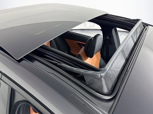 New 2026 Mercedes-Benz C 43 AMG 4MATIC Sedan image 21