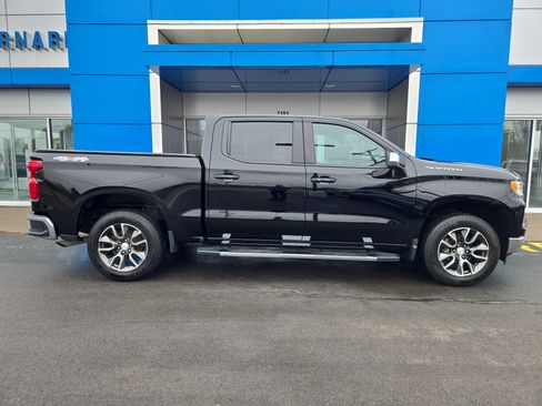 Certified 2023 Chevrolet Silverado 1500 LT AWD/4WD image 19