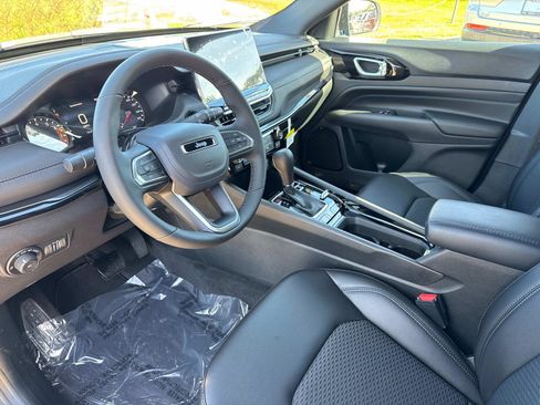 New 2026 Jeep Compass Latitude AWD/4WD image 20