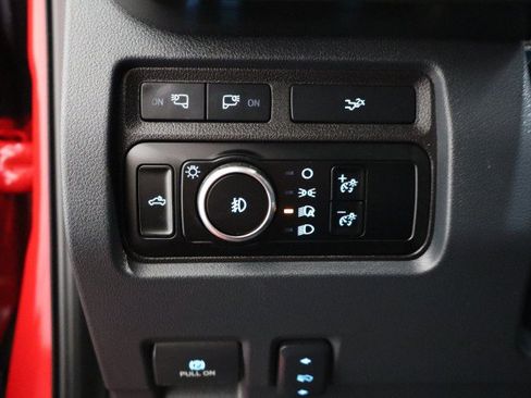 Used 2024 Ford F250 Lariat w/ Lariat Ultimate Package AWD/4WD image 35