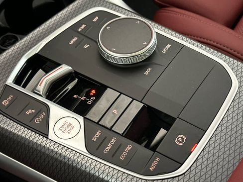 Used 2025 BMW 430i Coupe w/ M Sport Package image 21