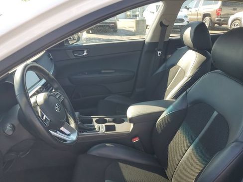 Used 2019 Kia Optima S FWD image 15