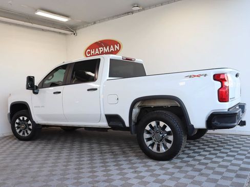 Used 2024 Chevrolet Silverado 2500 Custom w/ Custom Value Package AWD/4WD image 3