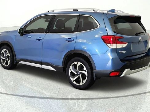 Used 2023 Subaru Forester Touring AWD/4WD image 4