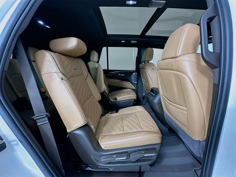 Used 2023 Cadillac Escalade Sport w/ Touring Package image 31