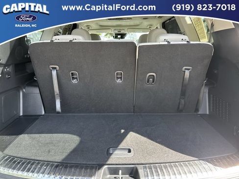 Used 2024 Kia Telluride SX Prestige w/ Towing Package AWD/4WD image 16