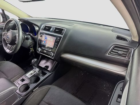 Used 2019 Subaru Outback 2.5i Premium AWD/4WD image 33