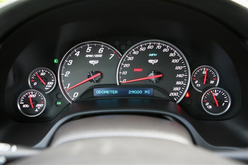 Used 2013 Chevrolet Corvette 427 w/ 1SB Preferred Equipment Group RWD image 34