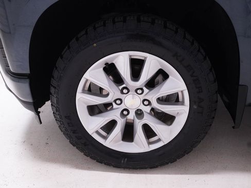 Used 2021 Chevrolet Silverado 1500 Custom RWD image 9