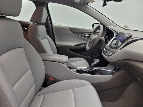 Used 2021 Chevrolet Malibu LT FWD image 21