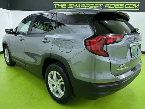 Used 2021 GMC Terrain SLE image 7