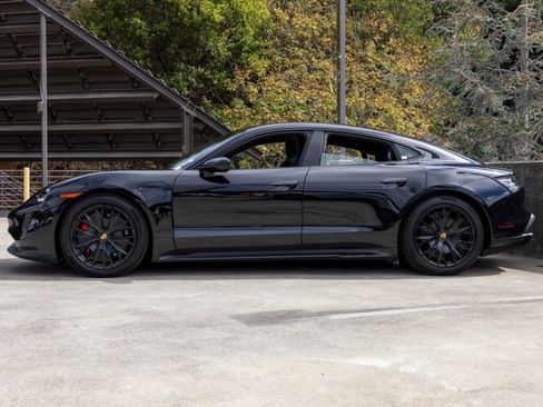 Used 2023 Porsche Taycan GTS w/ Premium Package (P6U) image 2