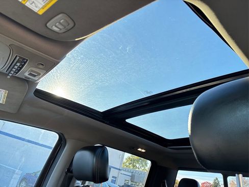 Used 2019 Ford F250 Lariat w/ Lariat Ultimate Package image 32