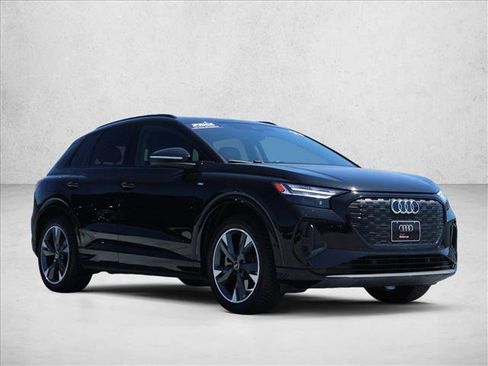 Used 2023 Audi Q4 e-tron Prestige w/ Black Optic Package AWD/4WD image 5