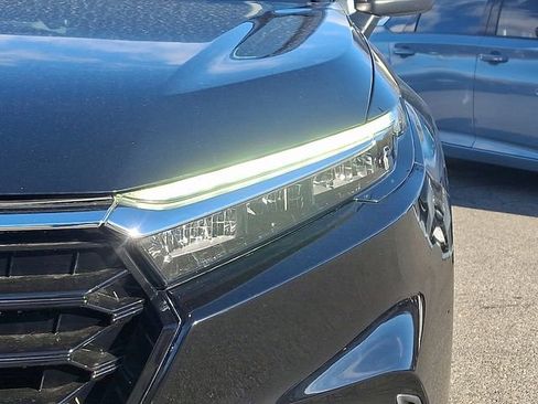 Used 2023 Honda CR-V LX image 9