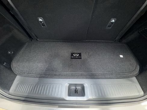 Certified 2026 INFINITI QX60 Luxe w/ Family Package image 31