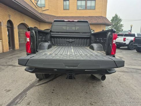 Used 2024 Chevrolet Silverado 3500 LTZ w/ LTZ Plus Package AWD/4WD image 32