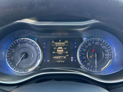 Used 2016 Chrysler 200 Limited FWD image 21