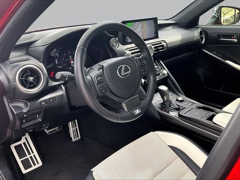 Used 2022 Lexus IS 350 F Sport RWD image 16
