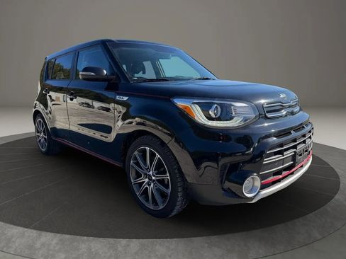 Used 2017 Kia Soul ! w/ Tech Package image 7