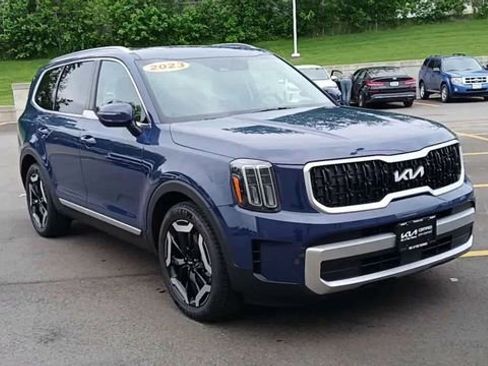 Certified 2023 Kia Telluride EX FWD image 5