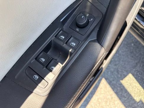 Used 2024 Volkswagen Tiguan S AWD/4WD image 24