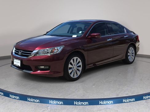 Used 2014 Honda Accord Touring image 1