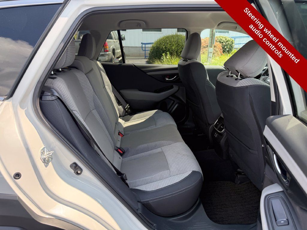 Used 2024 Subaru Outback Premium AWD/4WD image 35