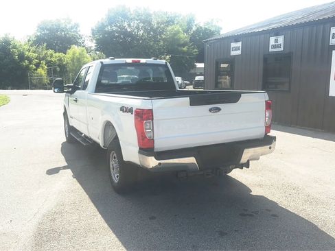 Used 2022 Ford F250 XL w/ Power Equipment Group AWD/4WD image 9