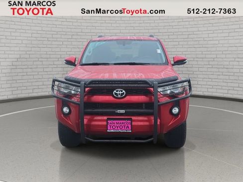 Used 2019 Toyota 4Runner SR5 Premium image 2