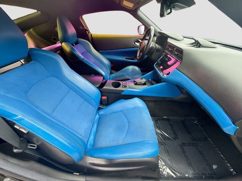 Used 2023 Nissan Z w/ Floor Mat Package (L93) RWD image 20