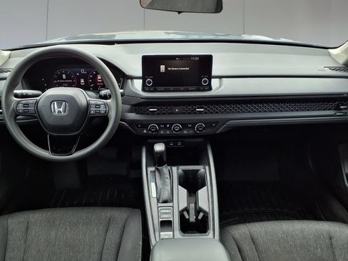 Used 2023 Honda Accord EX image 10