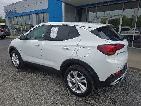 Used 2023 Buick Encore GX Preferred w/ Cold Weather Comfort Package AWD/4WD image 3