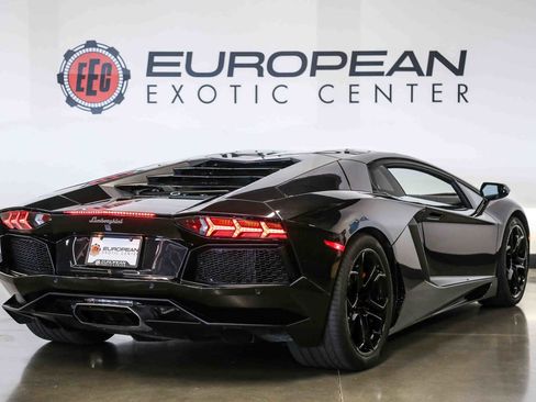 Used 2013 Lamborghini Aventador LP 700-4 AWD/4WD image 12