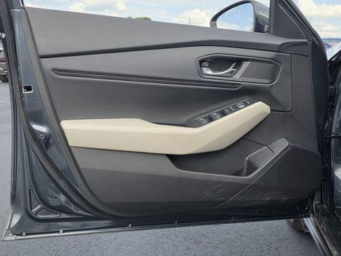 Used 2023 Honda Accord EX image 14